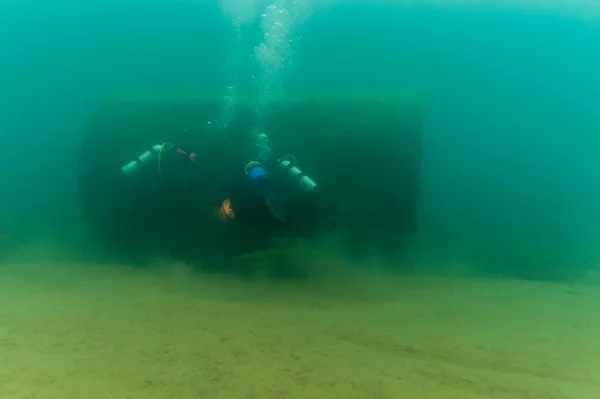 Munising August 11Th 2023 Multiple Scuba Divers Exploring Shipwreck Remains — Stock Photo, Image