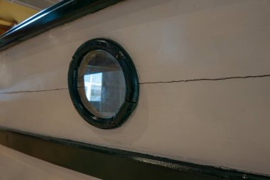 Kopya-uzayı olan Vintage Gemi Penceresi Yakın Çekimi. Yüksek kalite fotoğraf