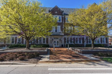 EAST LANSING, MI - 17 Nisan 2021 'de Doğu Lansing' deki Michigan Eyalet Üniversitesi kampüsündeki Tarih Bölümü 'nün Eski Bahçecilik Binası. Yüksek kalite fotoğraf