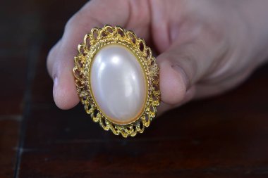 jade, green jade, stone, jadeit, green, grass, tool, grave, garden, rusty, cemetery, iron, hammer, metal, nature, wooden, death