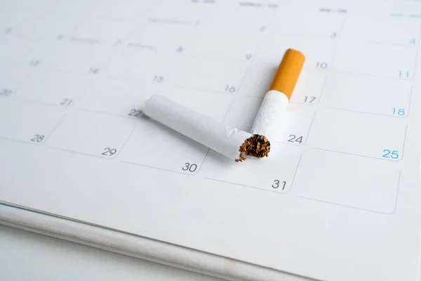 Cigarrillo Roto Calendario Mayo Para Mundo Sin Concepto Día Del —  Fotos de Stock