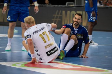 ZAGREB, CROATIA - 14 Eylül 2023: Makina Avcıları Şampiyonlar Ligi, HC Zagreb - THW Kiel. THW Kiel oyuncusu Wiencek Patrick oyun sahasında