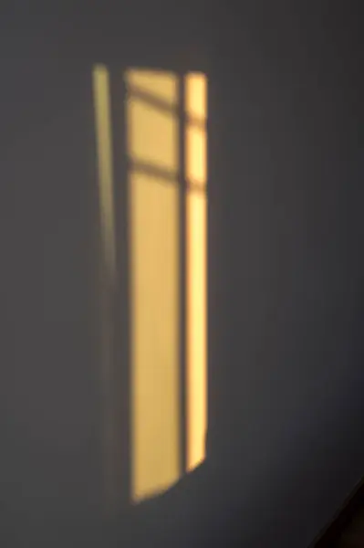 Światło Słoneczne Odbijające Kształt Okna Ścianie Fotografia Wnętrz Zdjęcie Stockowe