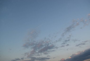 Gökyüzündeki bulutlar