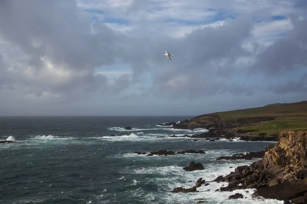 Fırtına. Kuzey Atlantik Okyanusu. Kerry İrlanda