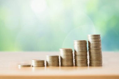  Para yığını büyüyen büyümeyi hızlandırır, para tasarrufu yapar, finansal iş yatırımlarını kavrar.