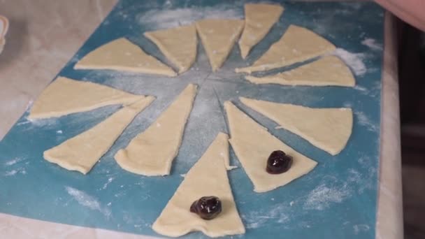 Cooking Homemade Cookies Women Hands Distribute Filling Cookies Prepared Pieces — Stockvideo