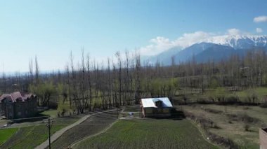 Kaşmir Vadisi 'nin güzel hava manzarası