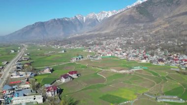 Kaşmir Vadisi 'nin güzel hava manzarası