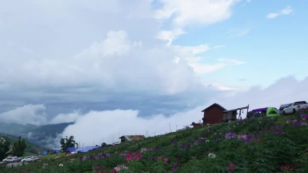Die Wolken Zogen Über Die Berge Nebel Der Sich Bildete — Stockvideo