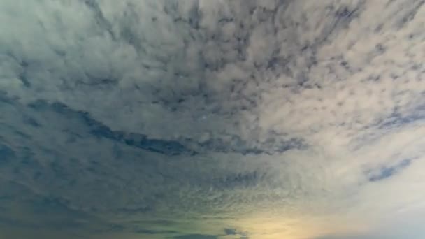 Időkiesés Altocemulus Felhők Mozognak Éjszakában — Stock videók