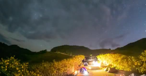 Timelapse Noc Dzień Nocy Deszcz Meteorytów Doi Mae Kho Mae — Wideo stockowe