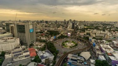 Zafer Anıtı, Bangkok, Tayland Çevresinde Zaman Trafiği