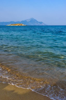 Yunanistan 'ın Halkidiki yarımadasında Sithonia' daki Kriaritsi Plajı