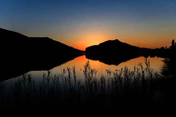 Pôr Sol Lagoa Porto Koufo Sithonia Península Halkidiki Grécia — Fotografia de Stock