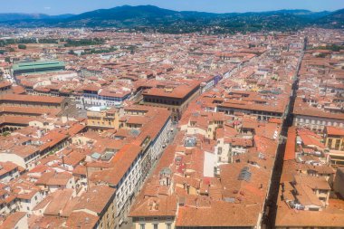 Floransa, İtalya - 28 Haziran 2023: Ortaçağ 'ın ünlü kenti Floransa, İtalya' nın panoramik çatı manzarası 