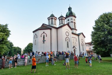 Loznica, Sırbistan - 11 Temmuz 2023: Loznica 'daki Kefen Kilisesi (Sırpça: Crkva Pokrova Presvete Bogorodice).