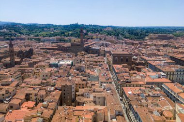 Floransa, İtalya - 28 Haziran 2023: Ortaçağ 'ın ünlü kenti Floransa, İtalya' nın panoramik çatı manzarası 
