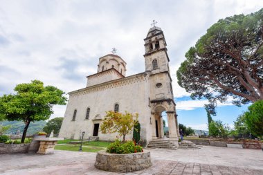 Herceg Novi, Karadağ - 06 Ağustos 2023: Herceg Novi, Karadağ 'daki Savina Manastırı