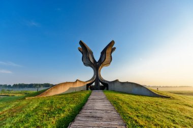 Jasenovac, Hırvatistan - 27 Haziran 2023: Hırvatistan 'ın Jasenovac kentinde 2..