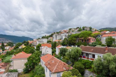 Herceg Novi, Karadağ - 06 Ağustos 2023: Karadağ 'ın Herceg Novi kentindeki eski kent.