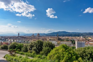 Floransa, İtalya - 28 Haziran 2023: İtalya 'da Floransa Panoraması. İtalya 'daki Floransa şehrinin havadan görünüşü.