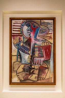 Malaga, İspanya - 06 Ağustos 2024: Pablo Picasso Müzesi, Malaga, İspanya. İspanya 'nın Malaga kentindeki Picasso müzesini ziyaret ediyorum. Picasso Müzesi 'nden sanat resimleri.