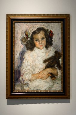 Malaga, İspanya - 06 Ağustos 2024: Pablo Picasso Müzesi, Malaga, İspanya. İspanya 'nın Malaga kentindeki Picasso müzesini ziyaret ediyorum. Picasso Müzesi 'nden sanat resimleri.