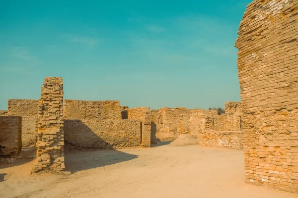 stock image View of the ruins of the ancient city of Mohenjo Daro Indus Civilization in the background of the blue sky