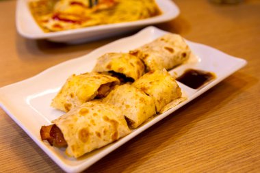 Tayvan aşkı ve lezzetli kahvaltı, füme yumurta keki.