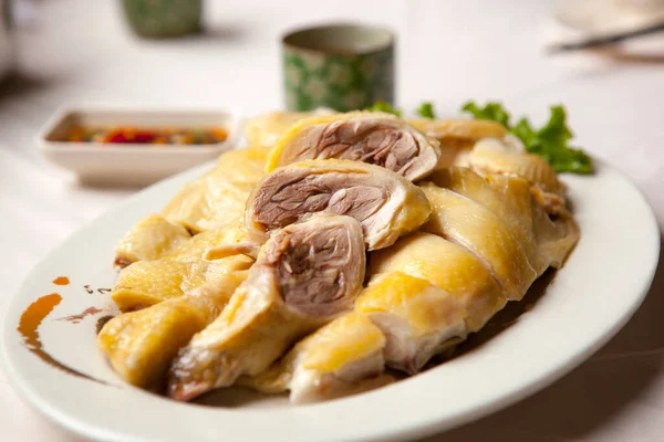 Tayvan 'ın ünlü haşlanmış tavuğu.