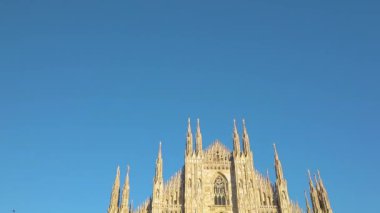 Milano Katedrali, İtalya dünyanın en büyük üçüncü katedralidir (2023 11 Milano, İtalya)