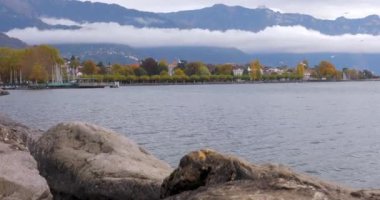 İsviçre, Lozan 'da Neva Gölü (2023 11 01 Lozan, İsviçre)