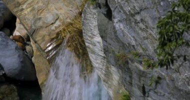 Taroko Sahne Bölgesi Şelalesi, Hualien, Tayvan