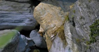 Taroko Sahne Bölgesi Şelalesi, Hualien, Tayvan