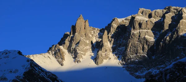 Belas Montanhas Forma Elm Suíça — Fotografia de Stock