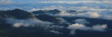 İsviçre 'nin merkezinde Brienzer Dağı Rothorn' dan güzel manzara.