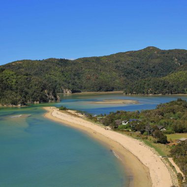 Abel Tasman Ulusal Parkı, Yeni Zelanda Körfezi.