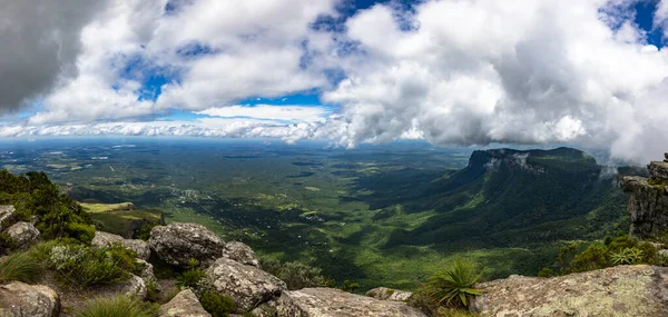 Olhando Para Baixo Montanha Sob Nuvens Mariepskop África Sul — Fotografia de Stock