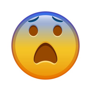 Yüzü korku içindeydi. Kocaman sarı bir gülümseme.