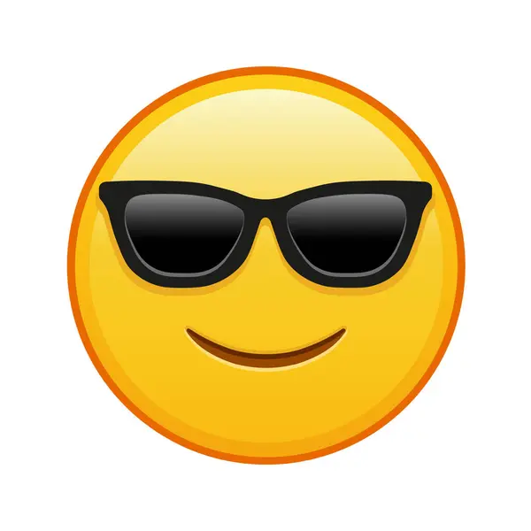 Nieco Uśmiechnięta Twarz Okularach Przeciwsłonecznych Duży Rozmiar Żółtego Emotikonu Wektor Stockowy