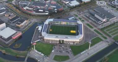 Lahey, 22 Ekim 2022, Hollanda 'da. Futbol kulübü ADO Den Haag, yine Bingol Stadyumu, Kyocera Stadyumu 'ndan önce, Forepark bölgesindeki Cars Jeans Stadyumu' nun da anavatanı. Futbol etkinliği
