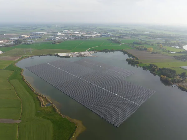Největší Plovoucí Solární Park Evropě Písečném Jezeře Bomhofsplas Zwolle Nizozemsko — Stock fotografie