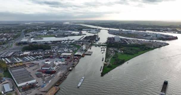 Dordrecht Ekim 2022 Hollanda Dordrecht Limanı Denizcilik Imalat Endüstrisi Lojistik — Stok video