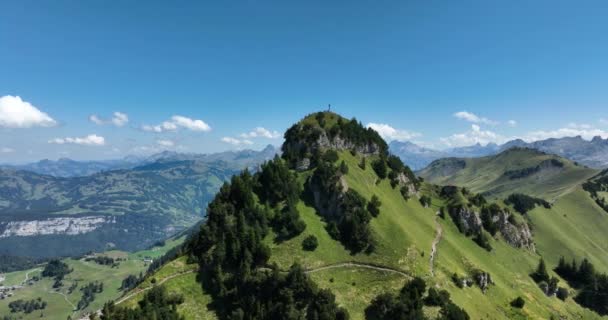 Bergantenne Alpen Der Schweiz Und Sommer Wanderparadies Und Gipfelkreuz Gipfel — Stockvideo