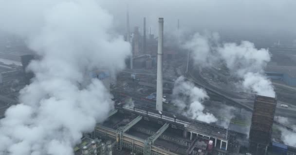 Blast Ugnar Luftföroreningar Utsläpp Rök Stack Tornrör Och Smog Atmosfären — Stockvideo