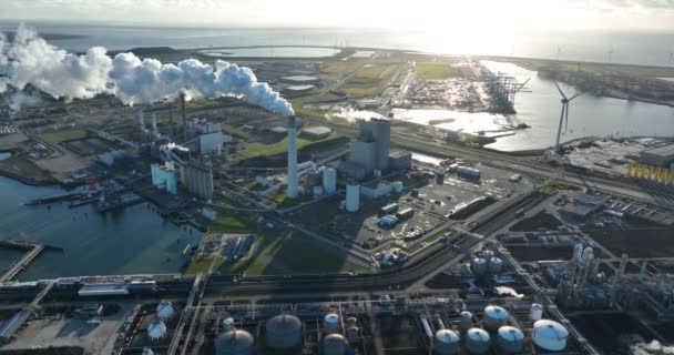 Aerial Drone Footage Uniper Benelux Rotterdam Shows Industrial Scale Modern — Stock Video