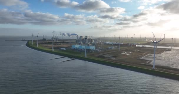Imagini Uimitoare Drone Ale Eemshaven Prezentând Portul Aglomerat Complexul Industrial — Videoclip de stoc