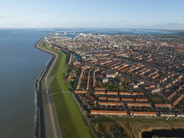 Watch as the drone soars over the picturesque coastal town of Den Helder, capturing its beauty from a unique perspective.