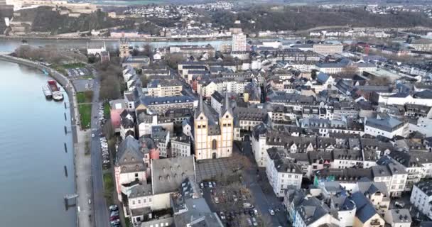 Jelajahi Keindahan Kota Tua Koblenzs Dari Atas Dengan Video Drone — Stok Video
